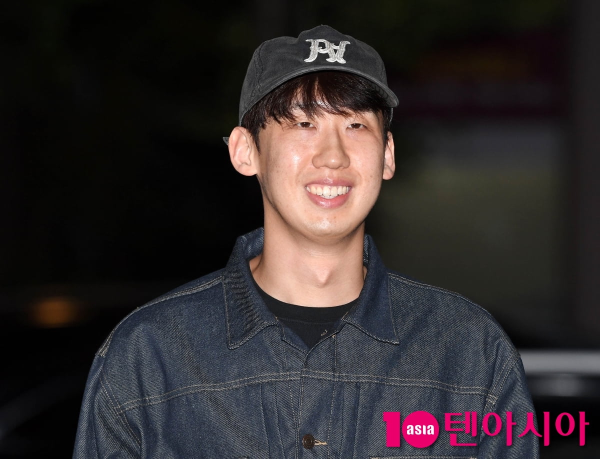 Actor Lee Sang-jin Attends Wrap Party for tvN Drama 'Typhoon Company'