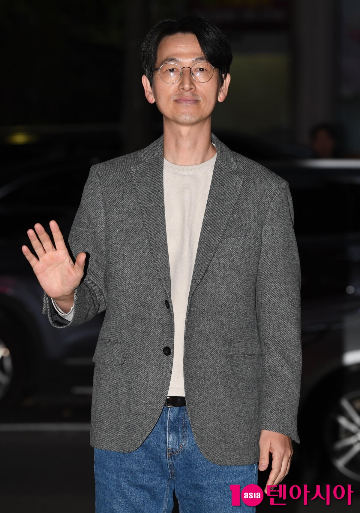 俳優キム・ソンイル、ドラマ『台風商社』の打ち上げパーティーに参加