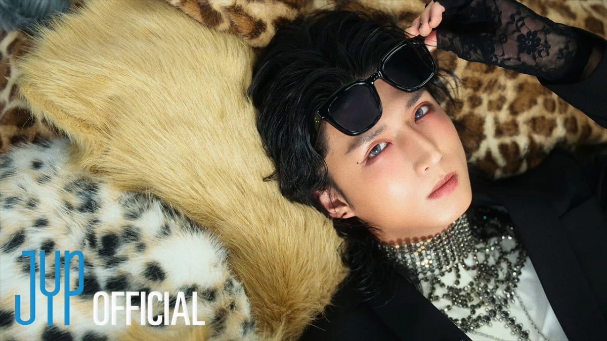エックスディナリー・ヒーローズ、新曲『ICU』を『エムカウントダウン』で初披露!