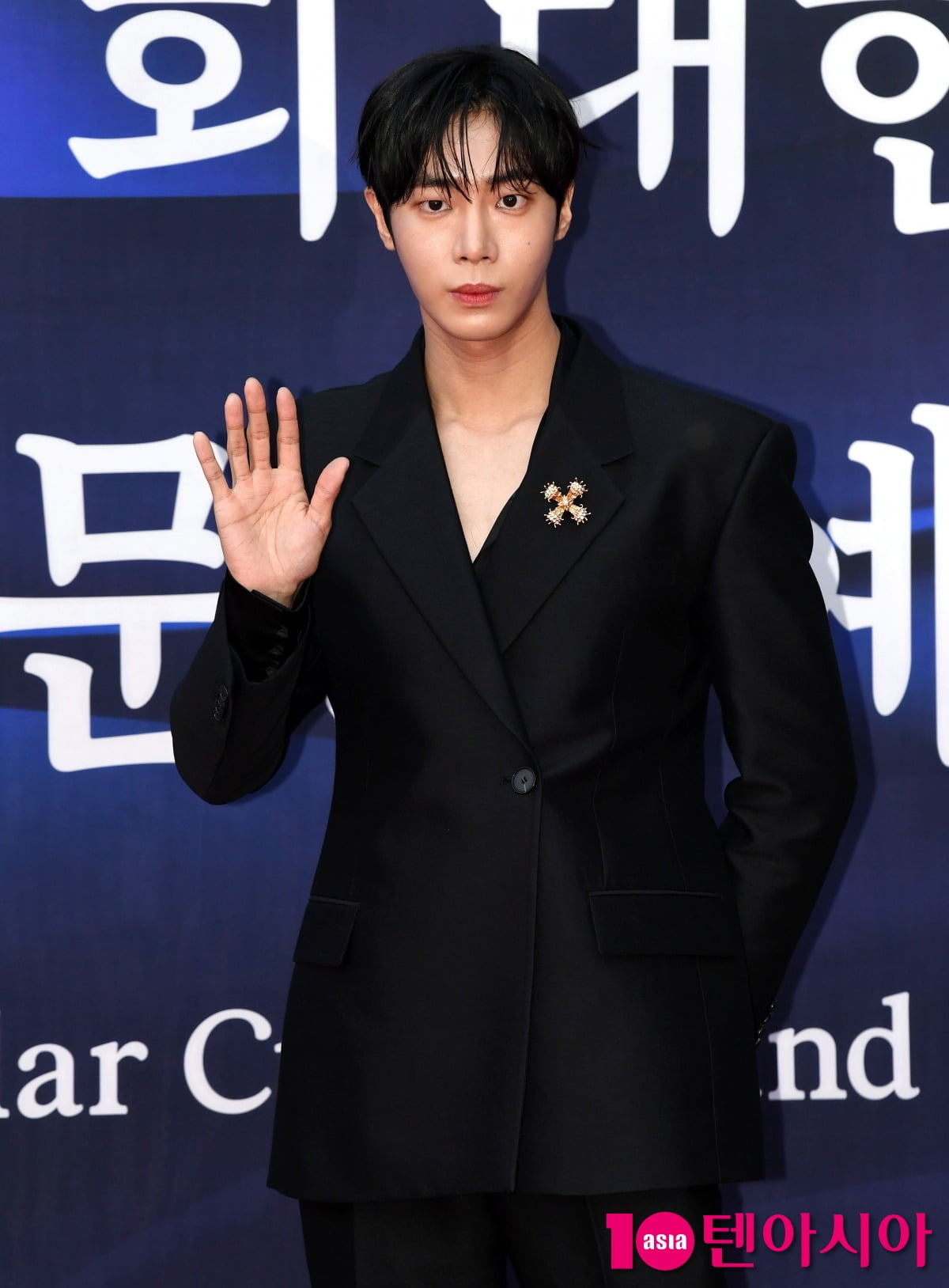 俳優チュ・ヨンウ、韓国大衆文化芸術賞で文化体育観光部長官表彰を受賞