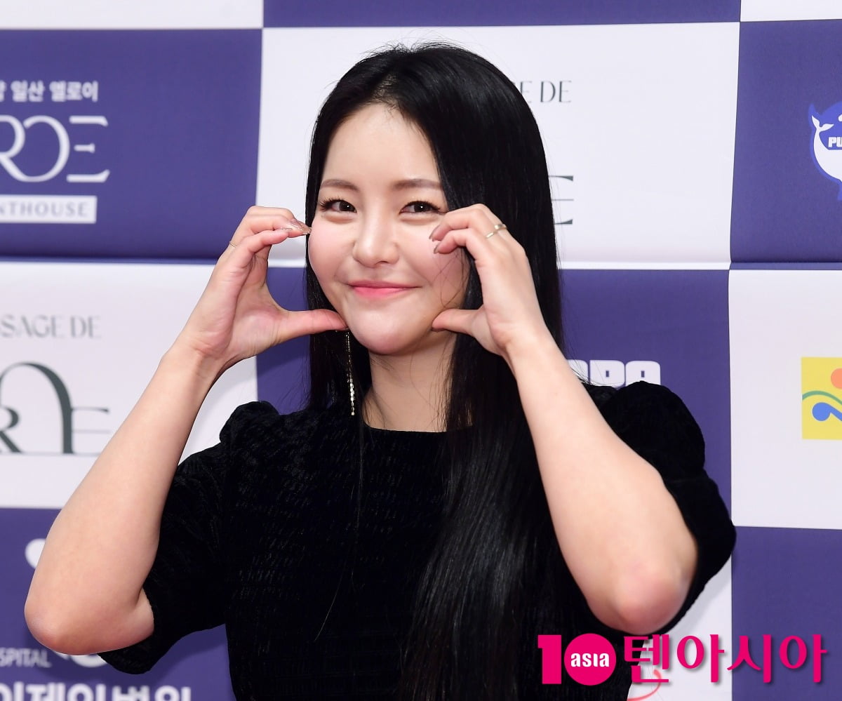 Former Brave Girls Member Nam Yu-jeong to Host '2025 Military Cooking Contest'
