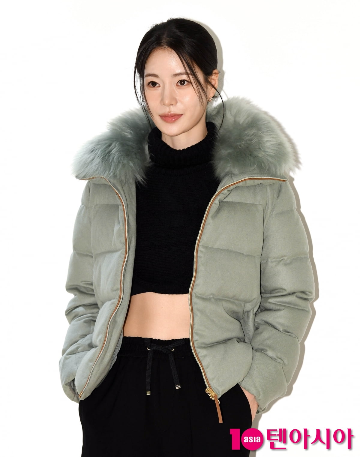 Actress Lim Ji-yeon Shines at Herno 25FW Collection Event in Seoul