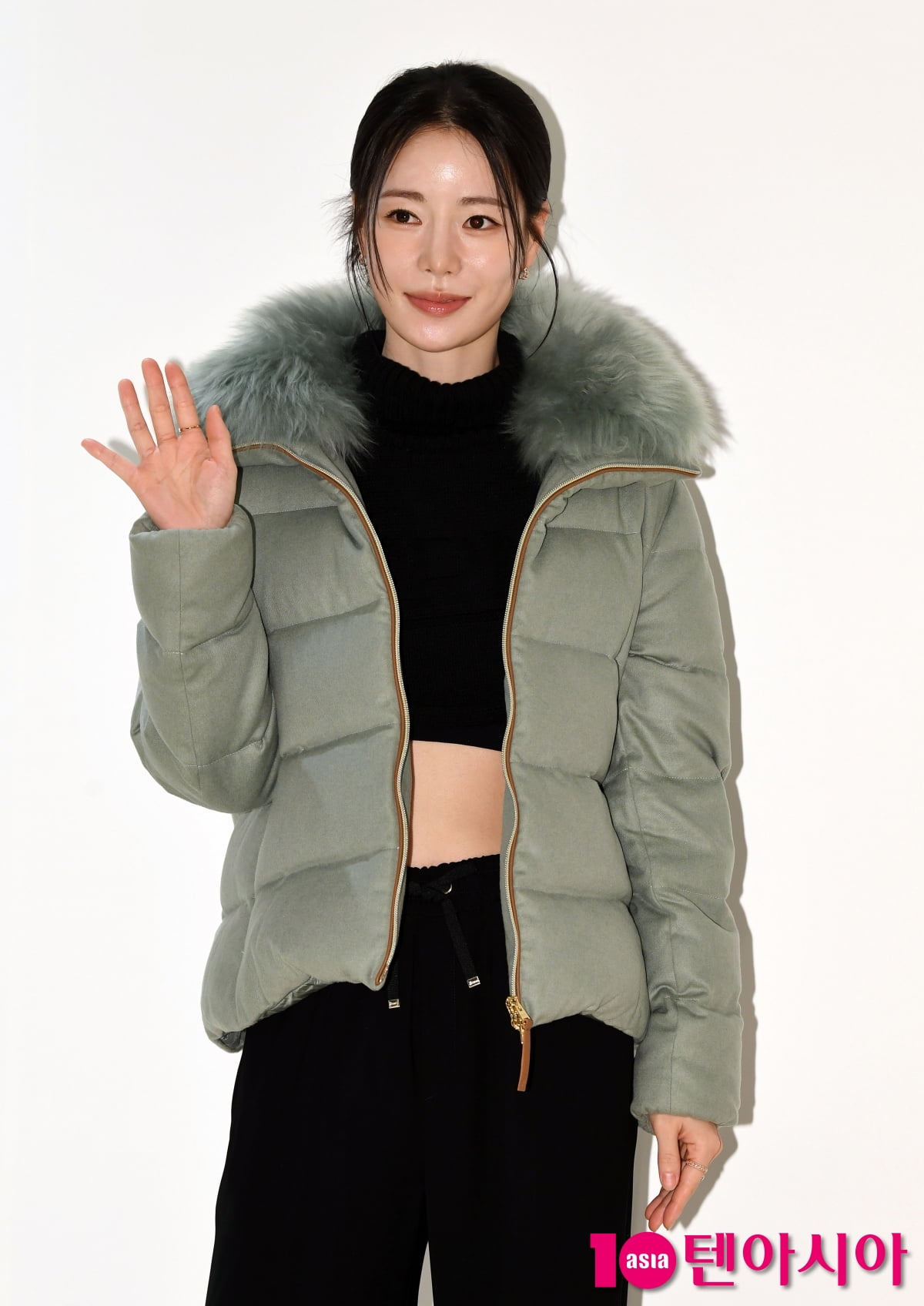 Actress Lim Ji-yeon Shines at Herno 25FW Collection Event in Seoul