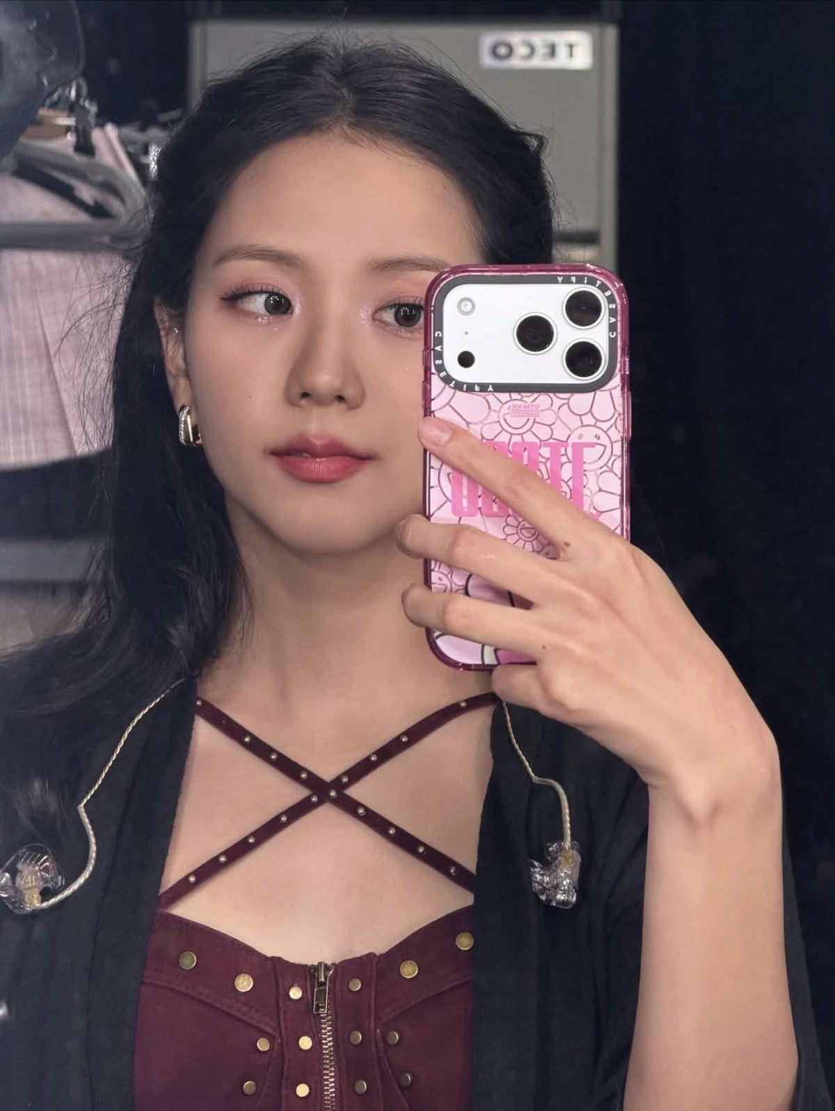 BLACKPINK's Jisoo Stuns with Captivating Visuals and New Single Featuring Zayn