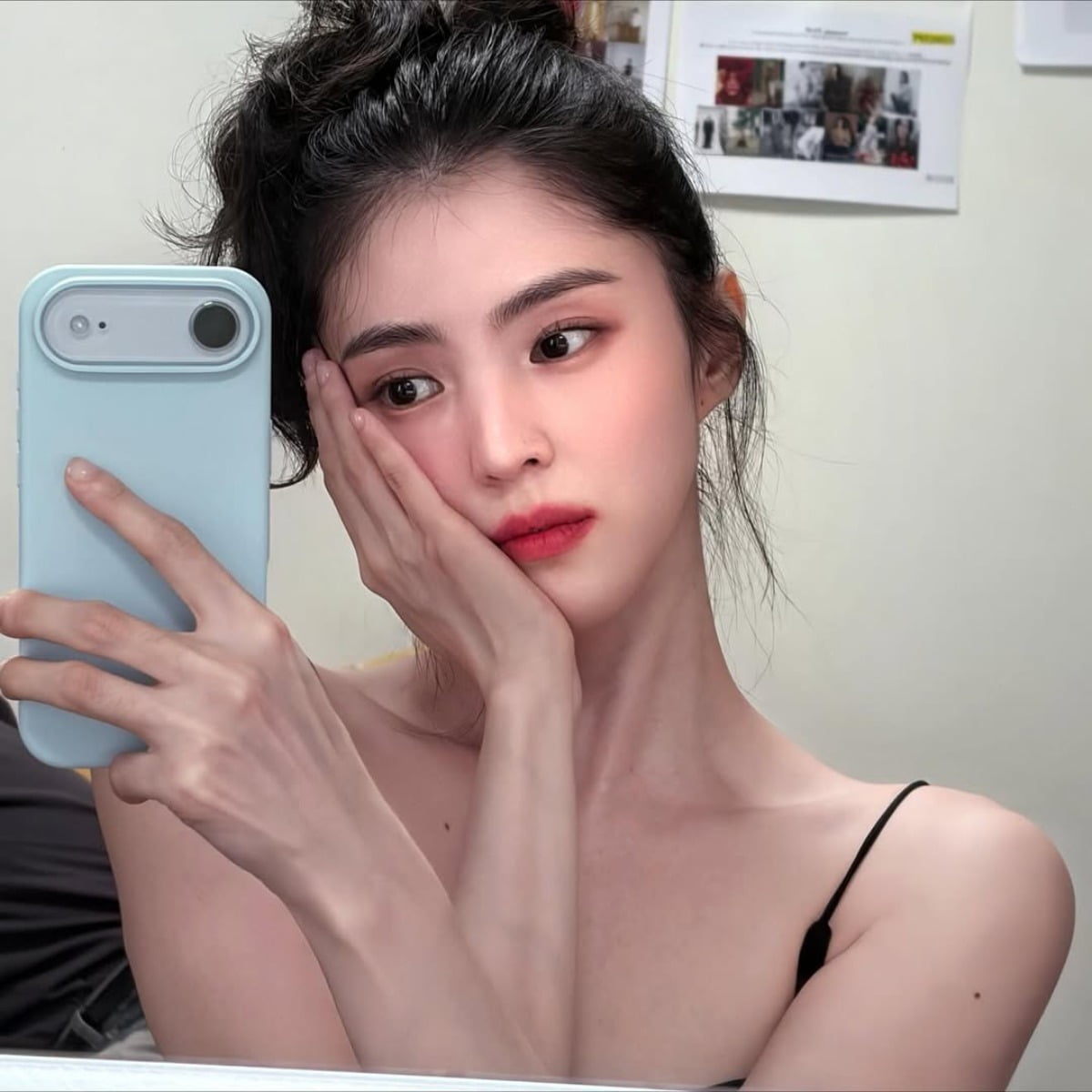 韓国女優ハン・ソヒ、彫刻のような美貌を披露