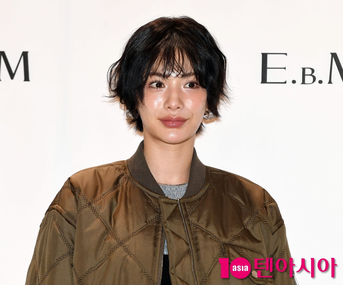Singer and Actress Nana Attends E.B.M Starfield Suwon Opening Event