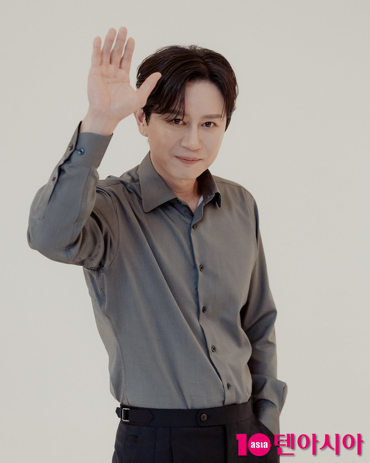 Actor Kim Min-jong Shines as a Gentleman in Latest Photoshoot After Triple Win at Global Stage Hollywood Film Festival