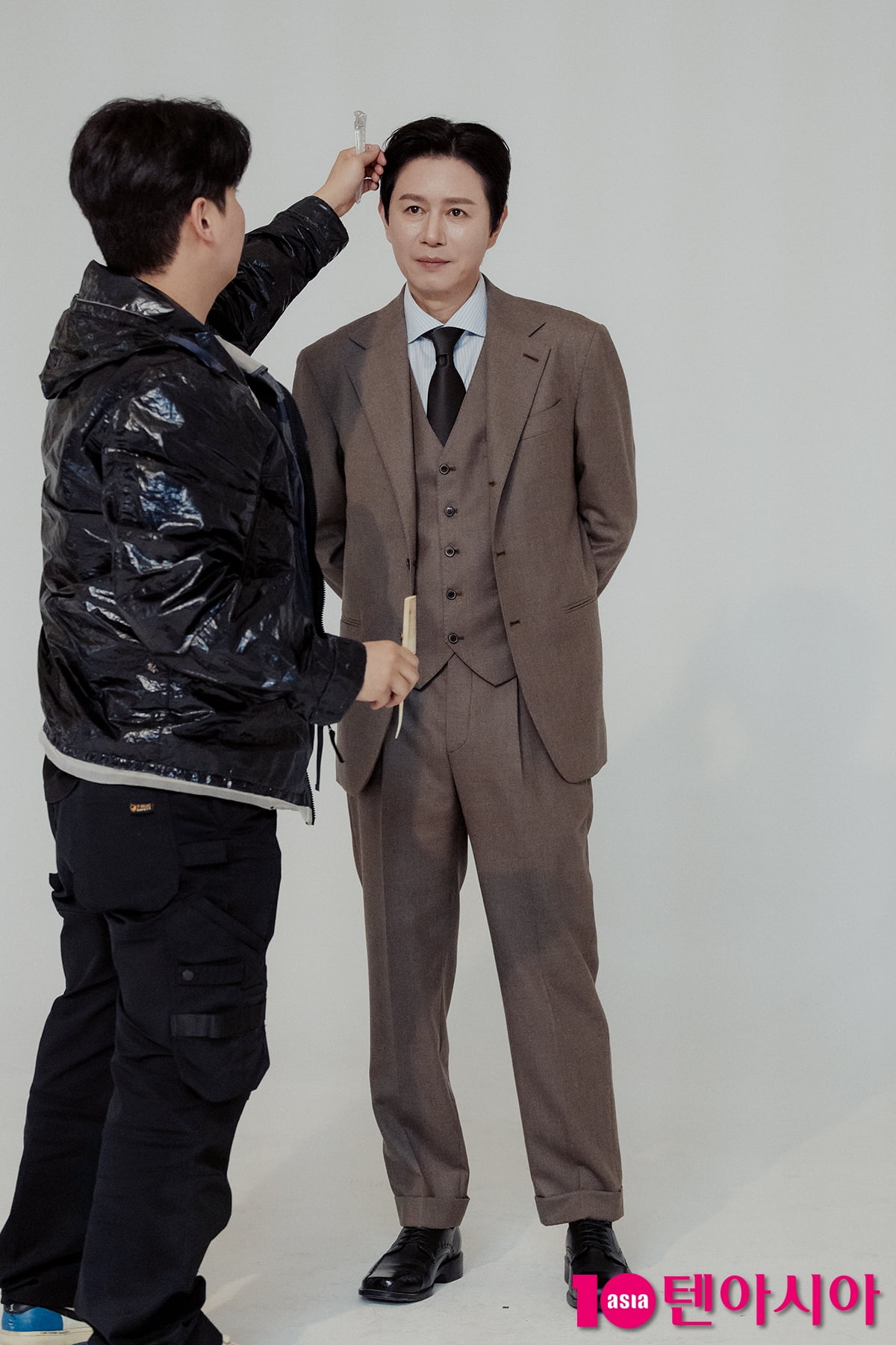 Actor Kim Min-jong Shines as a Gentleman in Latest Photoshoot After Triple Win at Global Stage Hollywood Film Festival