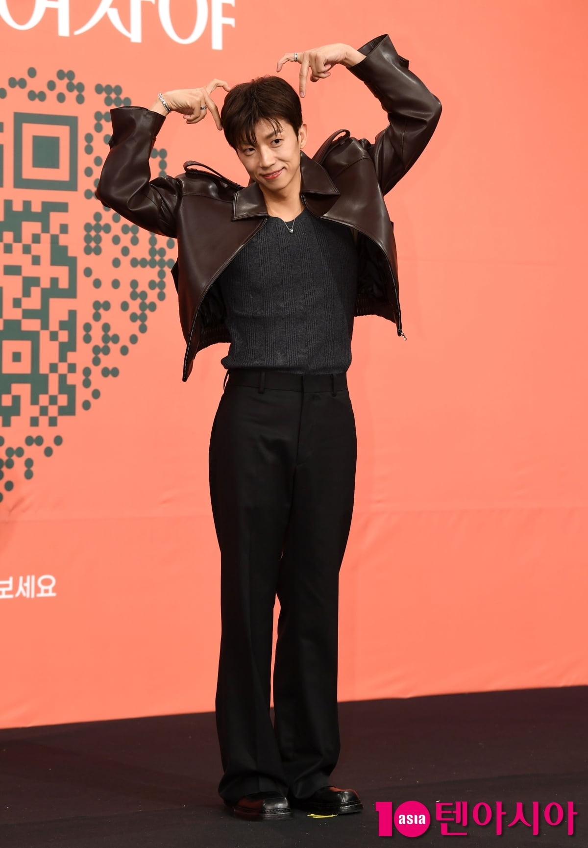 2PM's Wooyoung Attends Press Conference for New KBS Reality Show 'Noona is My Woman'