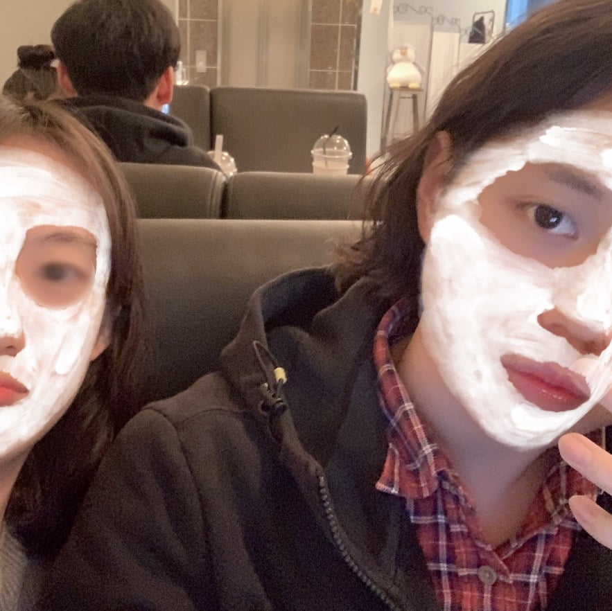 Wonstein Reveals Relationship with Entertainment Insider Jiho, Captivating Fans