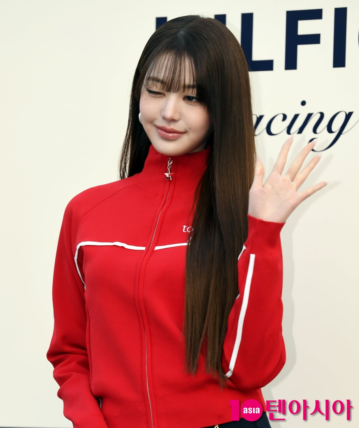 アイブのチャン・ウォンヨン、ザ・ヒルフィガー・レーシング・クラブイベントに参加