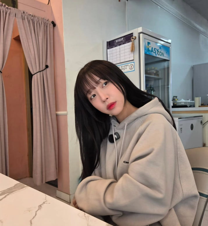 Mukbang YouTuber Tzuyang Launches New Clothing Line in Jeju