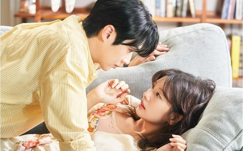 Disney+ Hit 'Woojoo's Merry Me' Enters Second Act with Global Acclaim