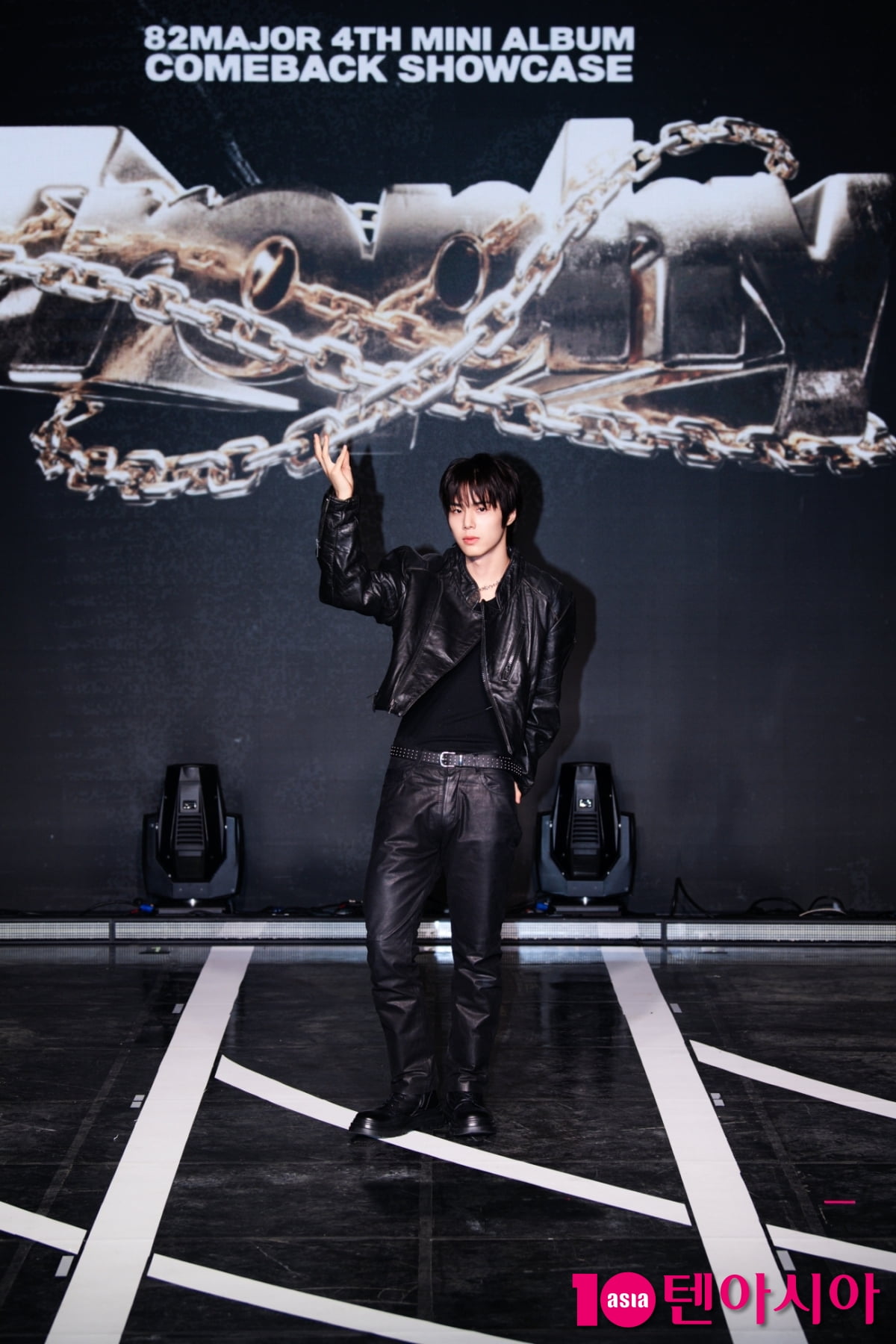 82メジャーのファン・ソンビン、新ミニアルバム『Trophy』発表ショーケースに登場