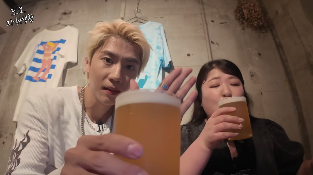 Comedian Lee Guk-joo Enjoys Tokyo Date with SS501's Kim Kyu-jong
