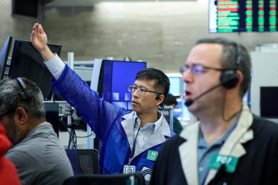 실적호조,금리인하 기대에 뉴욕증시,사상최고치 경신 시도