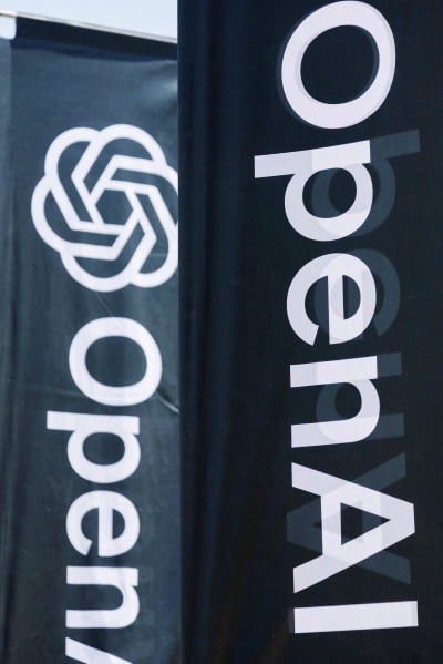 오픈AI,공익법인으로 상장가능해져…마이크로소프트 지분 27%확보