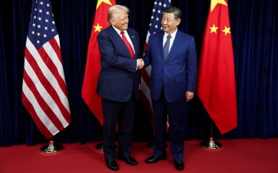 "세계 평화에 진심"…트럼프 추켜세운 시진핑