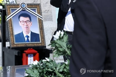 '5·18 시민군 민원부장' 정해직 선생, 동지들 배웅 속에 영면