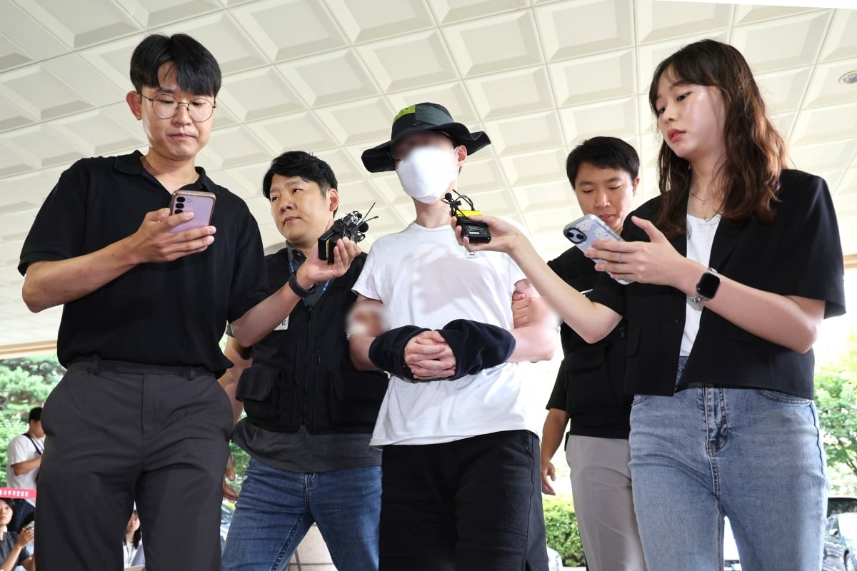 이웃 '일본도 살인' 30대 남성, 무기징역 확정