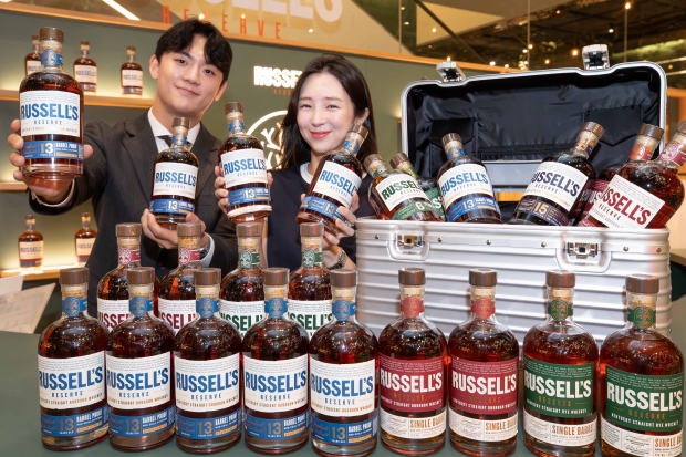 현대백화점, 더현대 서울서 미국 버번 위스키 '러셀' 팝업스토어 진행
