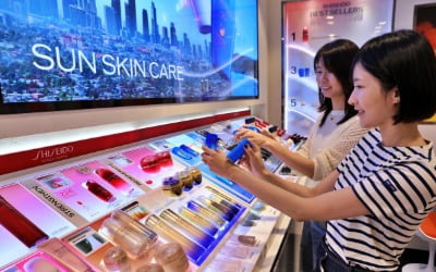 中 '한일령'에 주목받는 화장품株… "ODM 수혜 가장 커"