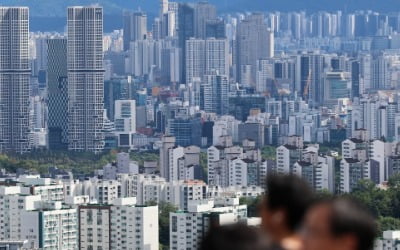 서울 아파트 경매 낙찰가율 3년 4개월 만에 100% 돌파