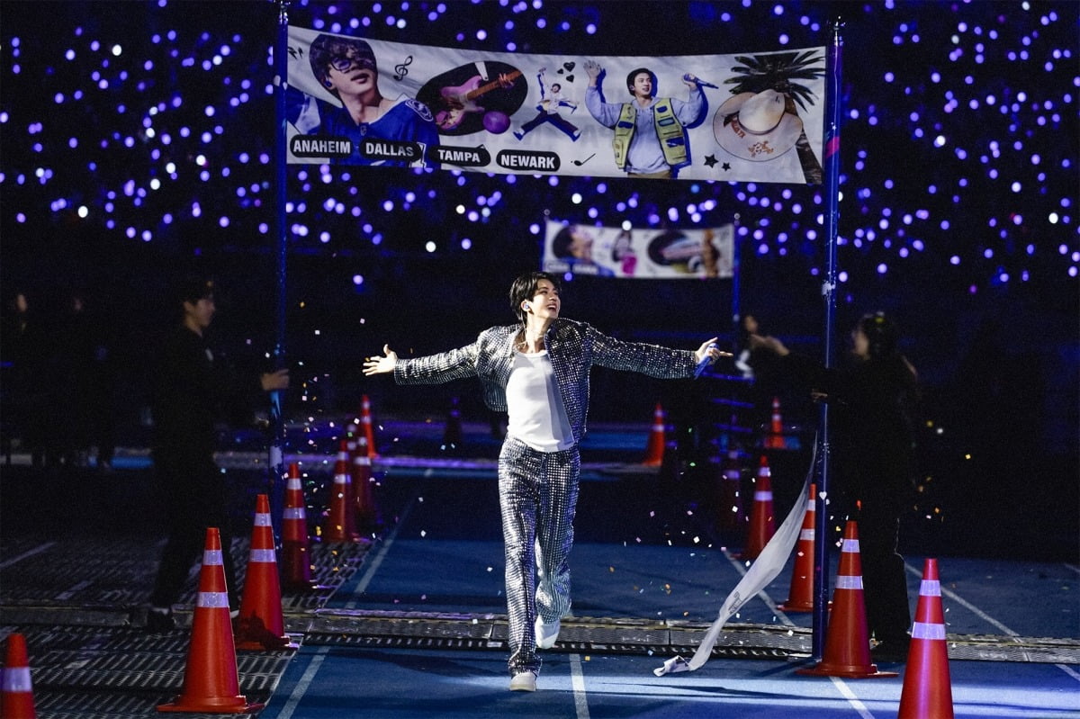 "이번엔 진짜다" 기대감 폭발…엔터주 들썩이는 이유 [김소연의 엔터비즈]