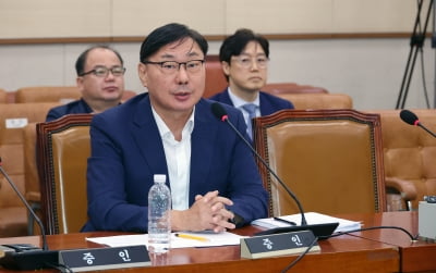 이화영 “연어 술파티 감찰 후 재판 재개해야”… 첫 공판서 작심발언