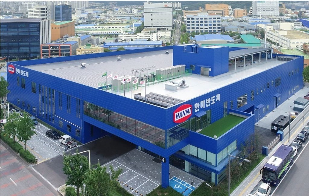 한미반도체 구애에도..."삼성전자, TC 본더 납품 받을 가능성 낮아"