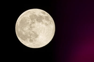 6년 만에 가장 크게 뜬 '보름달'