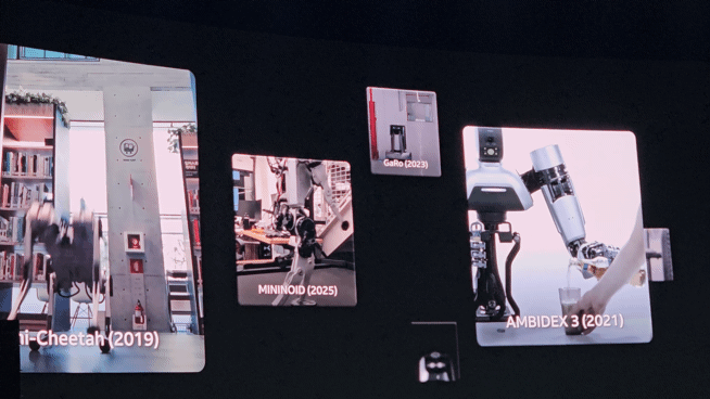 네이버표 휴머노이드 '미니노이드'의 실물 예상 모습이 단25에서 최초 공개됐다. 네이버가 두 다리까지 갖춘 휴머노이드를 공개한 것은 처음이다. 영상=박수빈 기자 