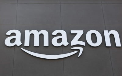 'E커머스 공룡' 아마존, 투자사가 AI 커머스 도입하자 고소