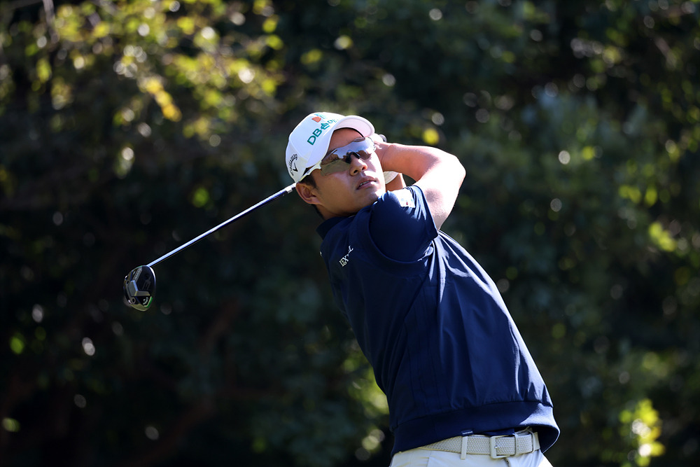 문도엽, 5타 줄여 우승 경쟁 합류...시즌 3승 도전