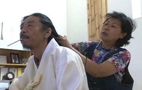 졸혼하고도 극진한 병간호…이외수 부인 전영자씨 별세