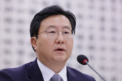 정진우 서울중앙지검장 사의…'대장동 항소포기' 논란 하루 만