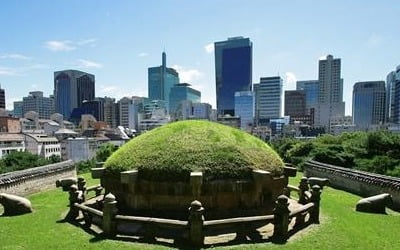 세운지구 주민들 "선정릉 앞엔 고층빌딩숲…종묘는 왜 안되나”