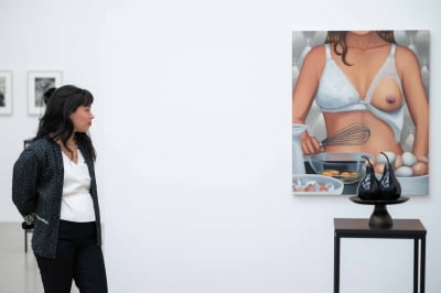 엄마의 세계에 불시착한 또 다른 자아…펠리컨을 그리다