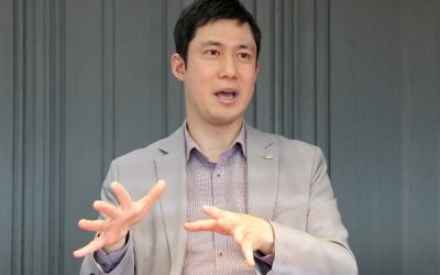 "조정장이라고 투자 포기하지 마세요…화폐 가치 하락 시대엔 주식 투자가 필수"