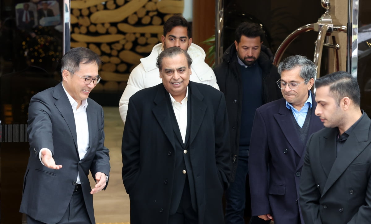 [포토] '아시아 최대 부호' 무케시 암바니 방한