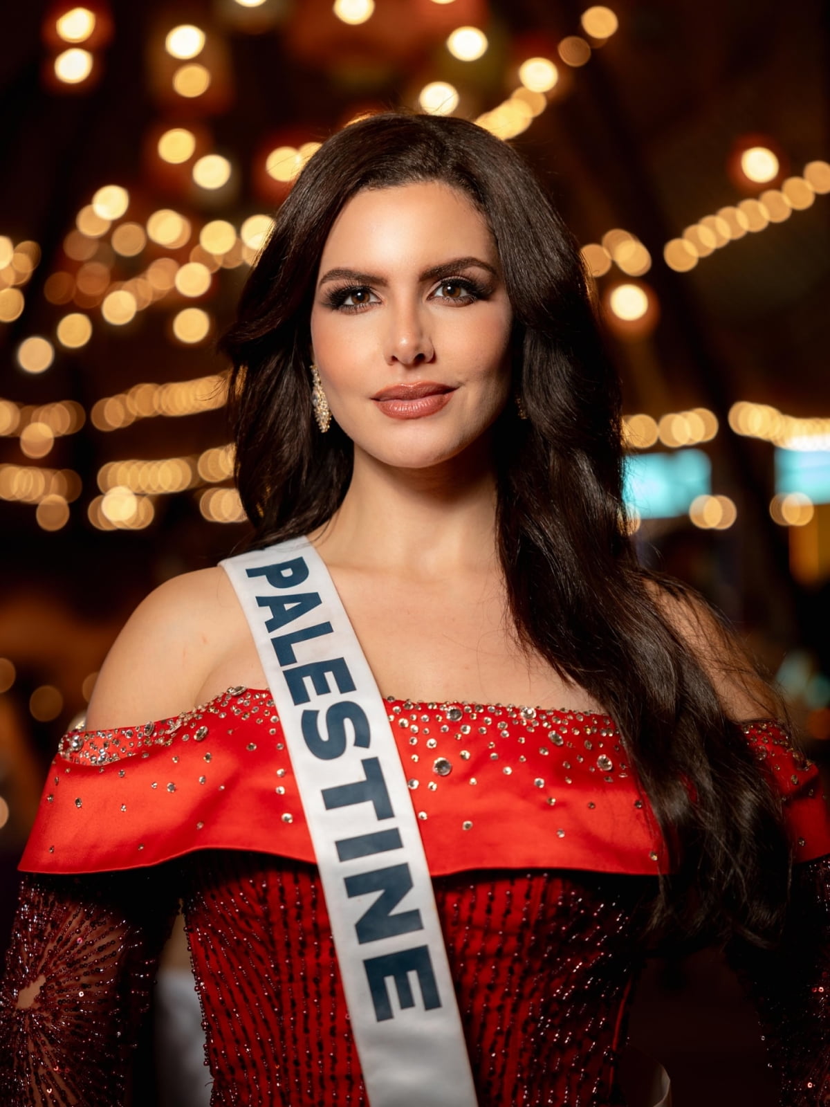 미스 유니버스 출전 첫 팔레스타인 여성, 무장세력 수장 며느리였나