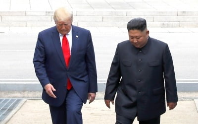 [속보] 국정원 "북미회담 가능성 커…내년 3월 한미훈련後 추진 가능성"