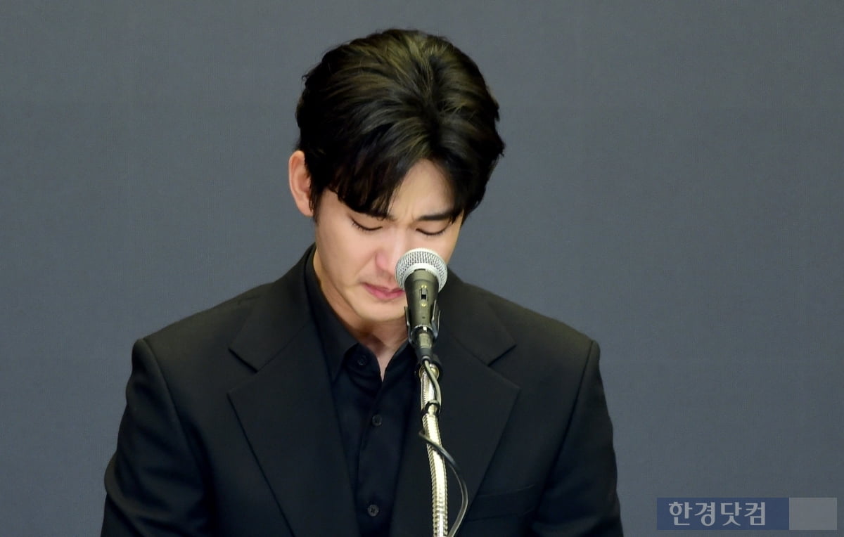 김수현 측, 경찰 수사 지연 이어…"국과수 AI 감정도" 문제 제기