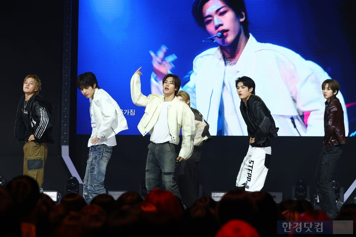 [포토] 82메이저, '파워 넘치는 멋진 퍼포먼스'