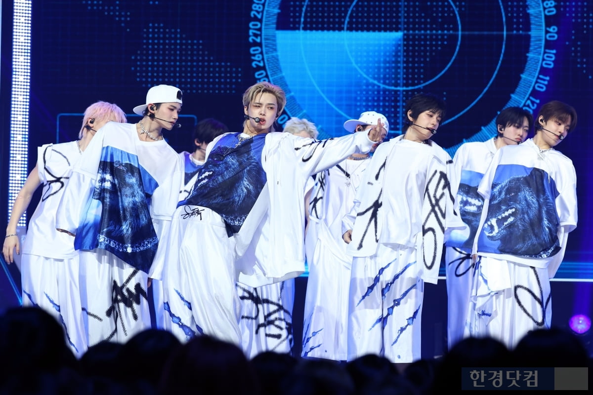 [포토] 앤팀, '완벽 퍼포먼스에 시선강탈'