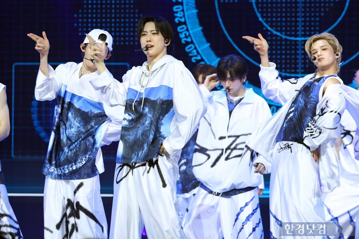 [포토] 앤팀, '완벽 퍼포먼스에 시선강탈'