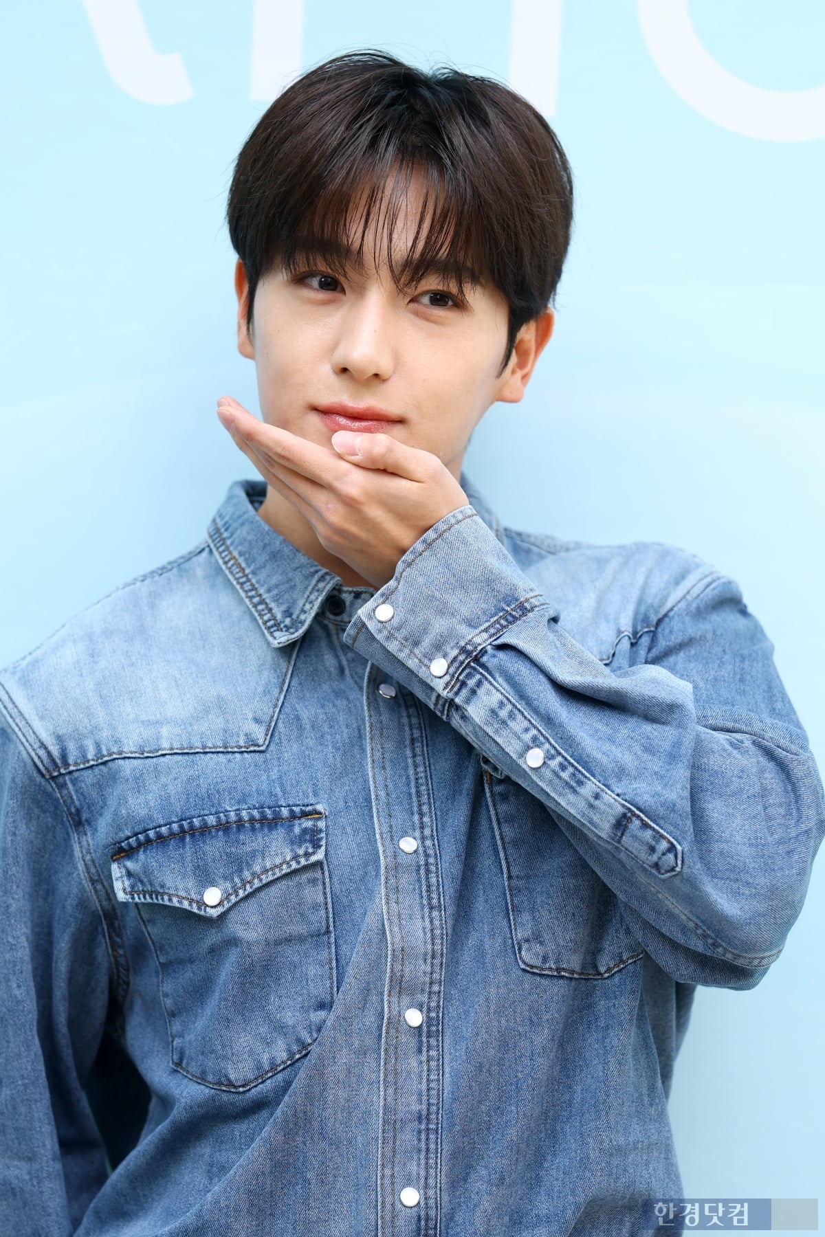 [포토] 더보이즈 현재, '은혜로운 비주얼'