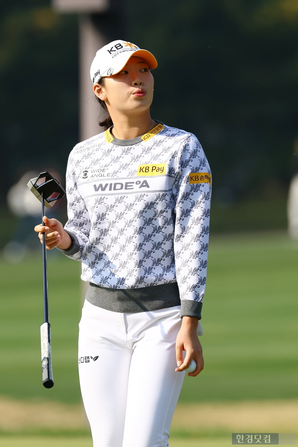 [포토] 방신실, '침착하게 다음 홀로 이동'