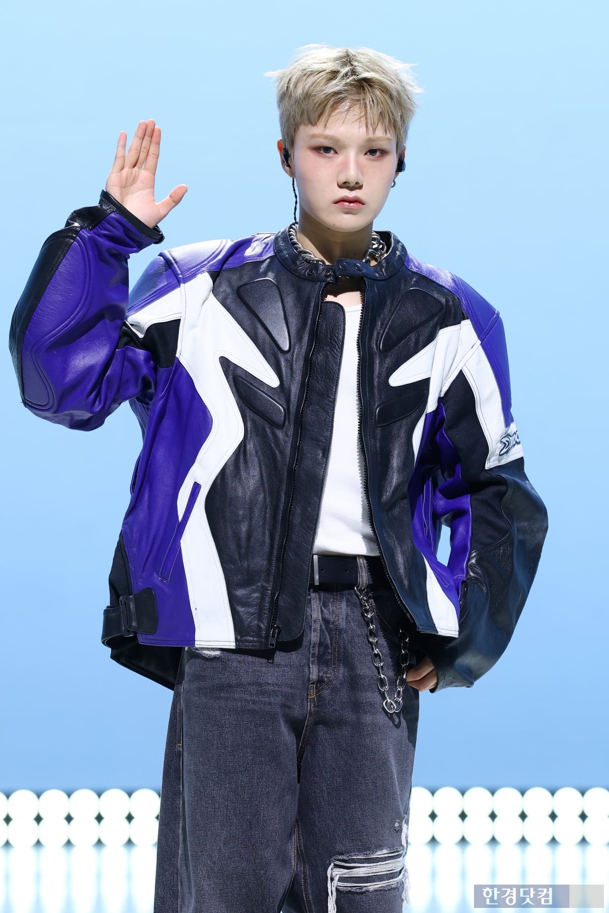 [포토] AM8IC 첸, '강렬한 눈빛 카리스마'