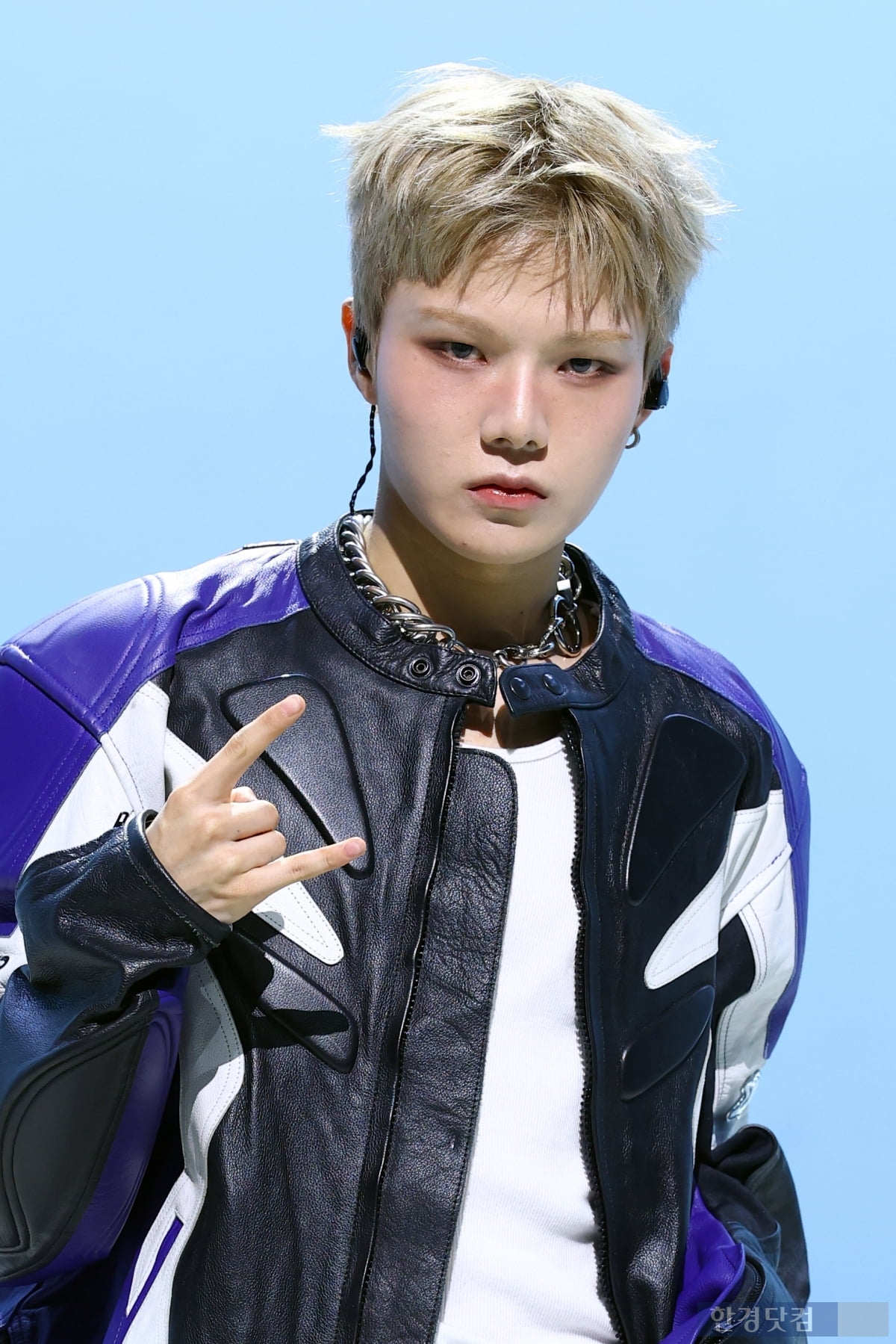 [포토] AM8IC 첸, '강렬한 눈빛 카리스마'